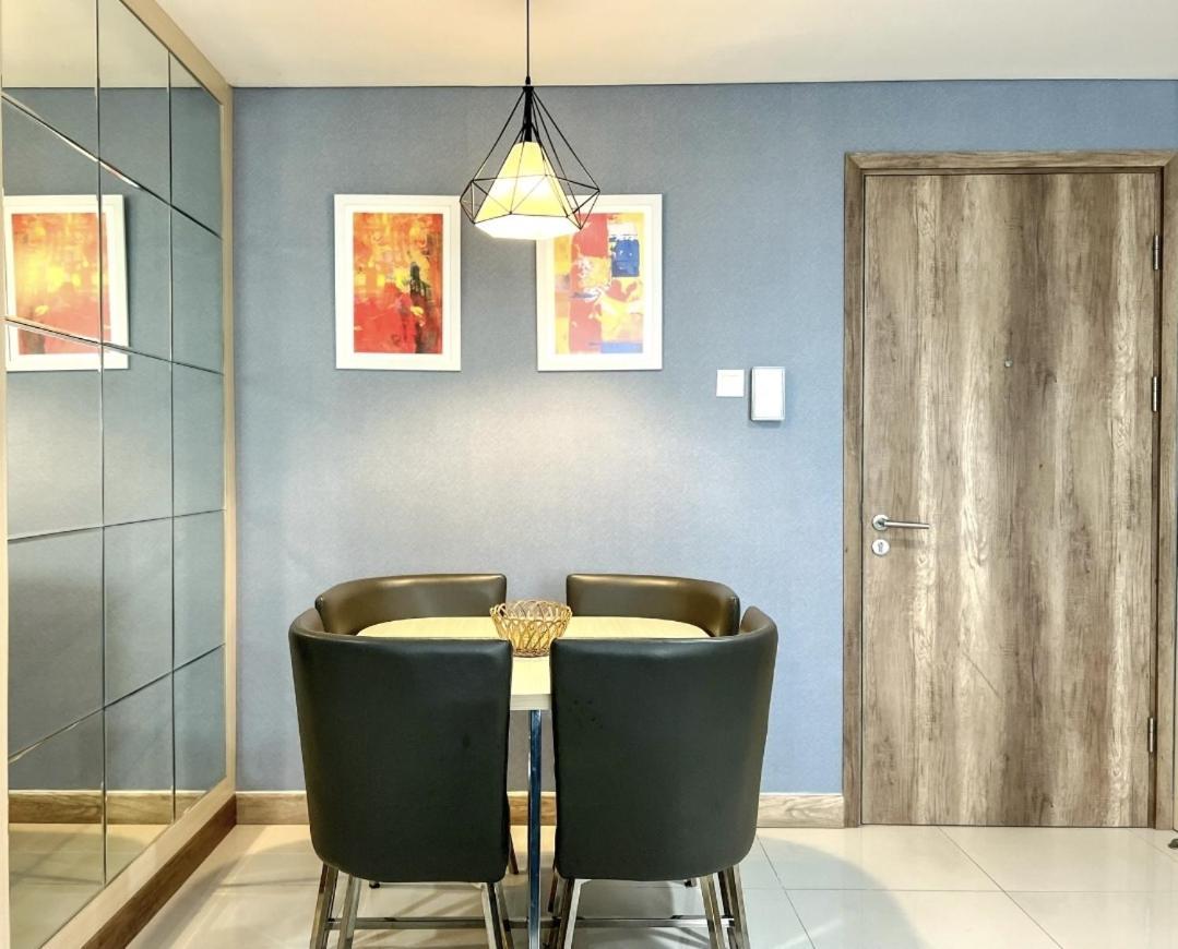 Pangsapuri Pejaten Park Biru 2 Bedroom With Swim Pool, Bathub And Wi-fi Jakarta